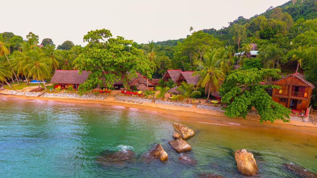 Floraly Komba Hotel - Nosy Komba Exterior foto