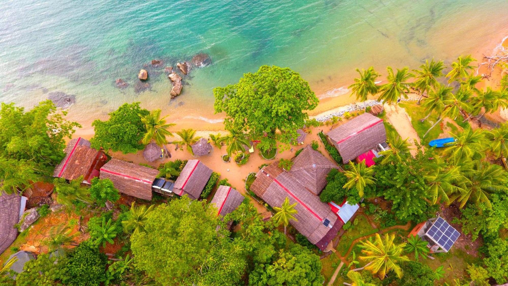 Floraly Komba Hotel - Nosy Komba Exterior foto